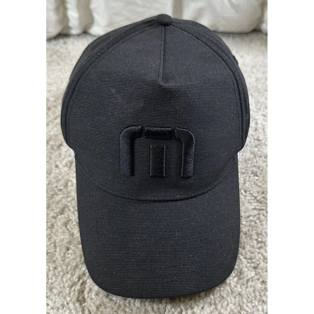 Travis Mathew Hat Black Snapback Golf Cap Embroidered Logo Adjustable